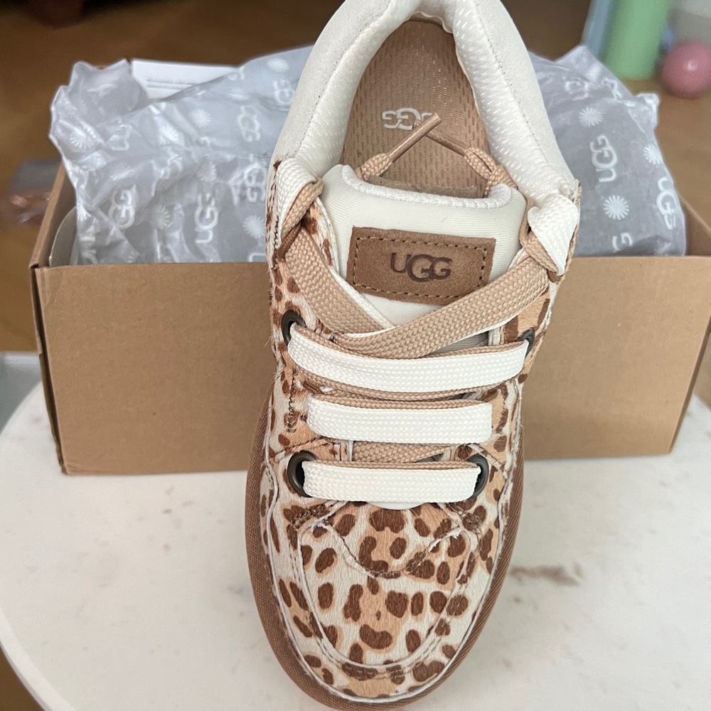 UGG Lowmel Plains Sneakers - Picture 6 of 9